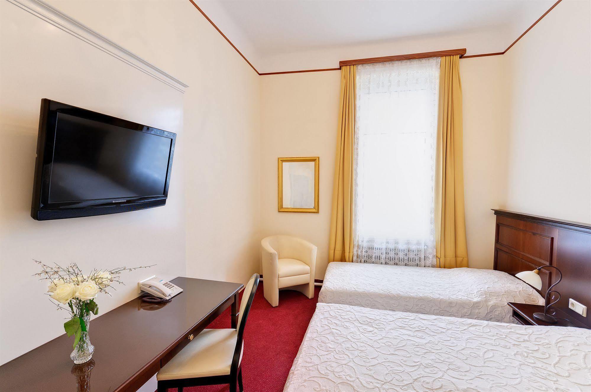 Hotel Viktoria Schoenbrunn Wien Eksteriør bilde