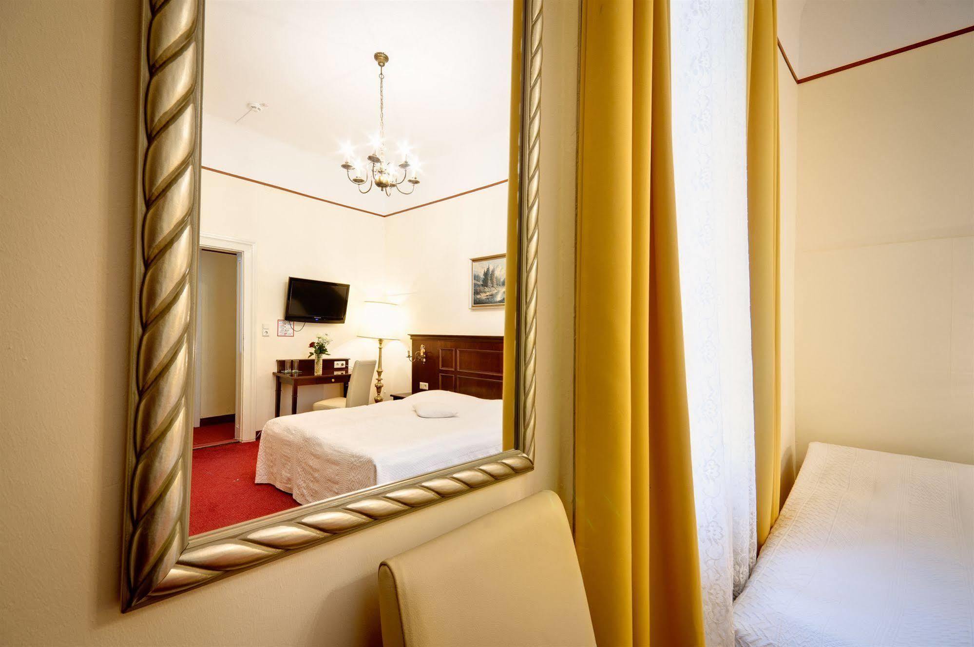 Hotel Viktoria Schoenbrunn Wien Eksteriør bilde